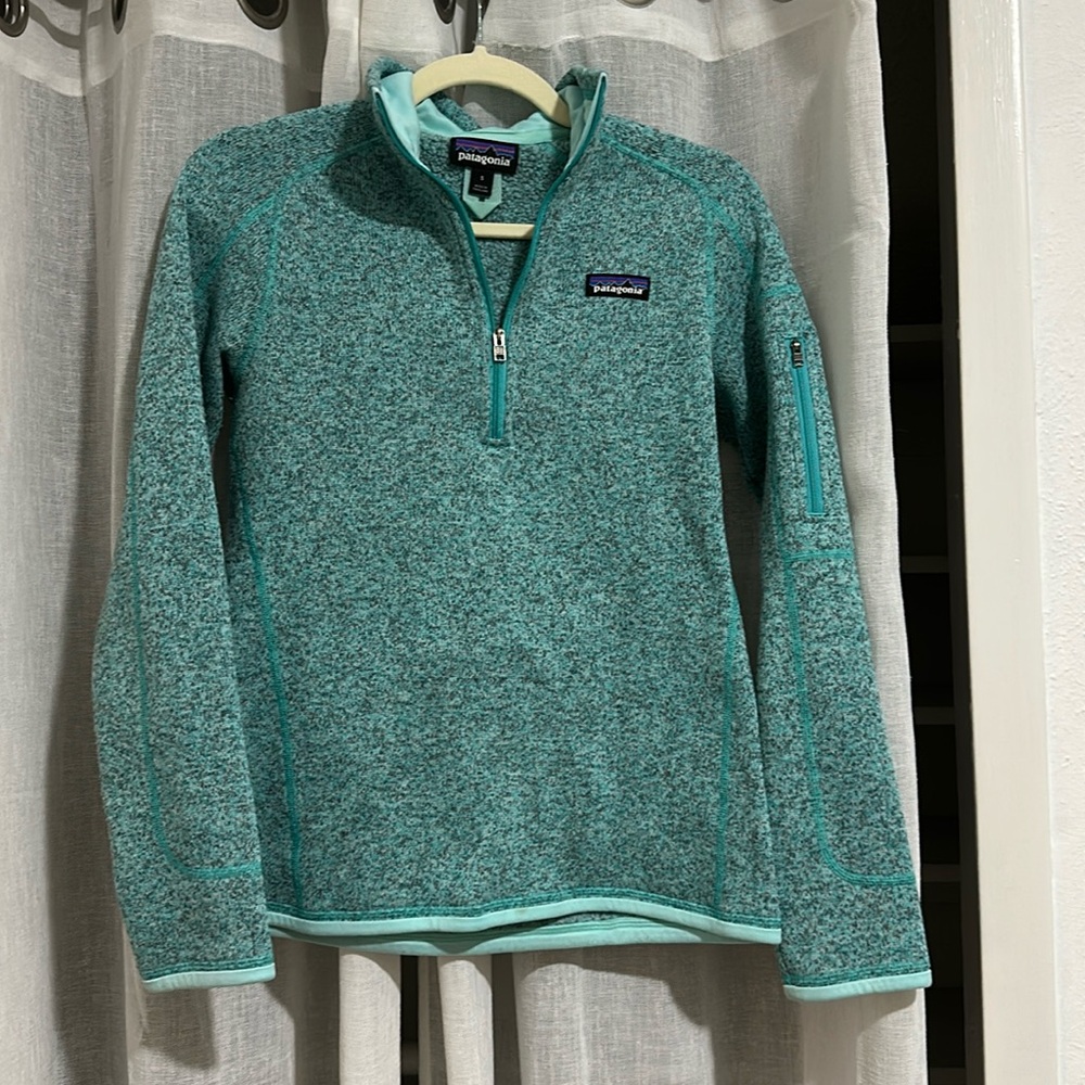 Patagonia half zip sweater